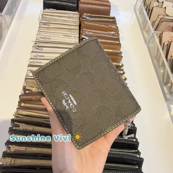 Coach Handbags - NWT Coach CU401 Jacquard Signature Snap Card Case Wallet C Charm OLIVE DRAB
